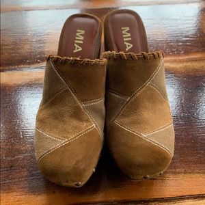 Mia Brown Suede Clogs size 6